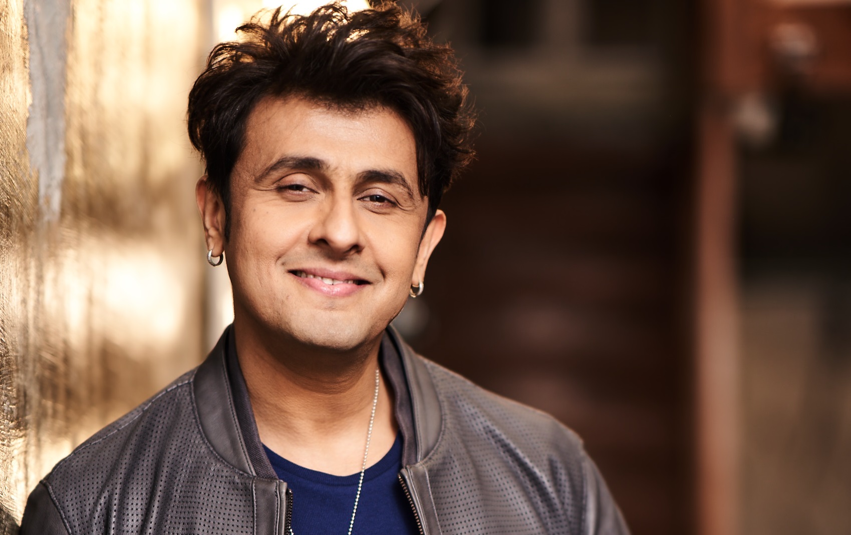 1699px x 1069px - Sonu Nigam To Hold Online Concert For Every Indian In Support Of PM Modi's  â€œIconicâ€ Request For Janta Curfew - ItsEZone