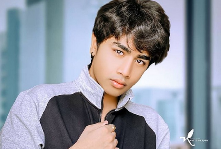 Kartikey Malviya Interview ItsEZone