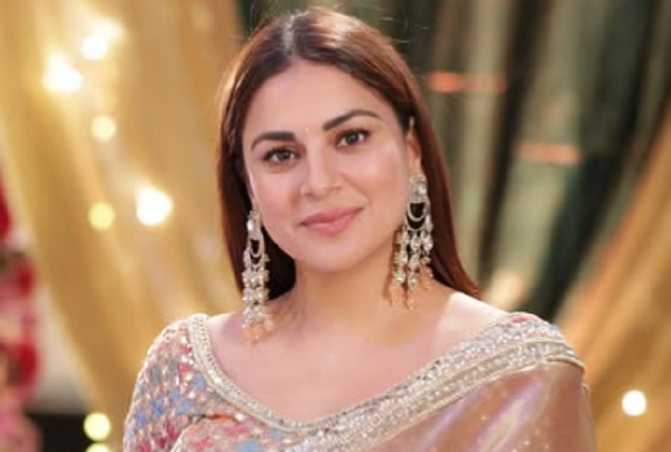 Shraddha Arya Kumkum Bhagya